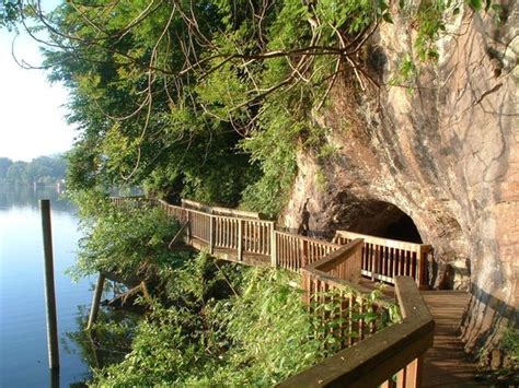 Ijams nature center knoxville tn - Where is the best place to hike in Ijams Nature Center? According to users from AllTrails.com, the best place to hike in Ijams Nature Center is Ijams River Trail Loop, which has a 4.5 star rating from 1,205 reviews. This trail is …